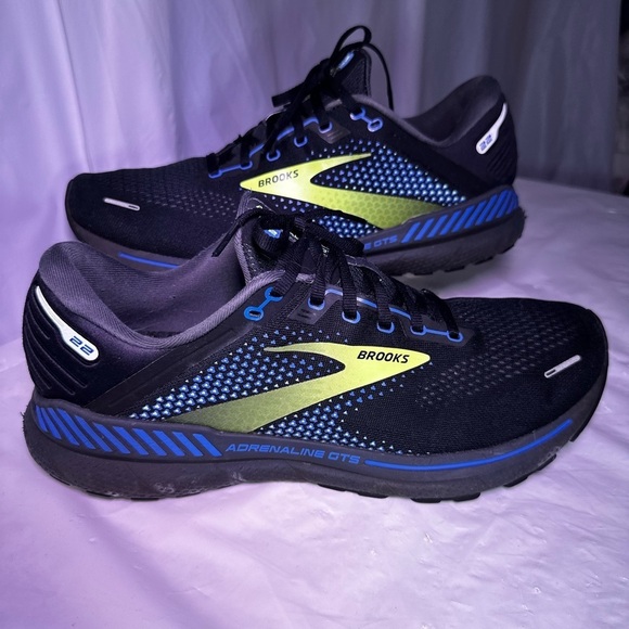 Brooks Adrenaline GTS Black with Yellow and Blue Accents main image 7